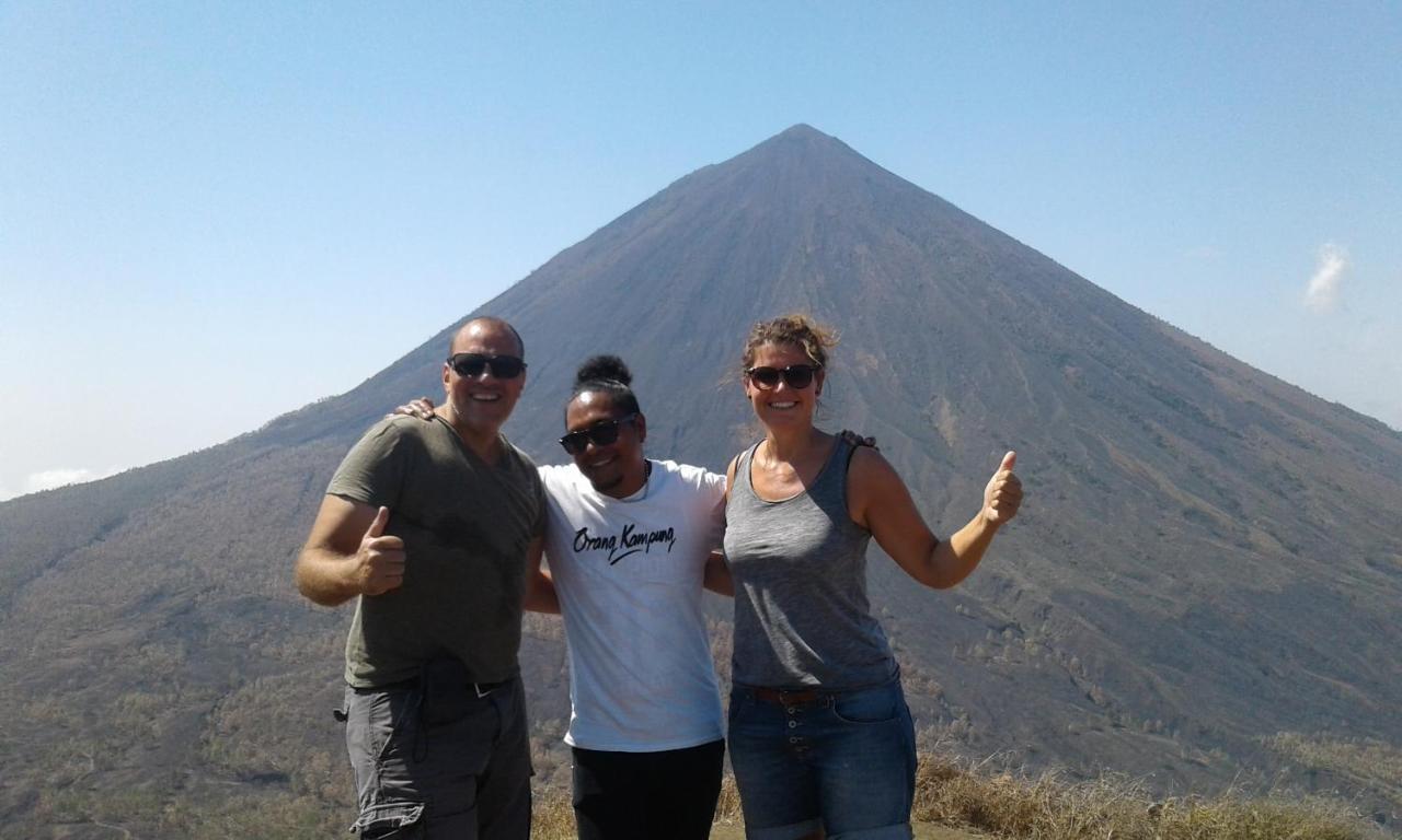 Kristian Homestay Bajawa Екстер'єр фото