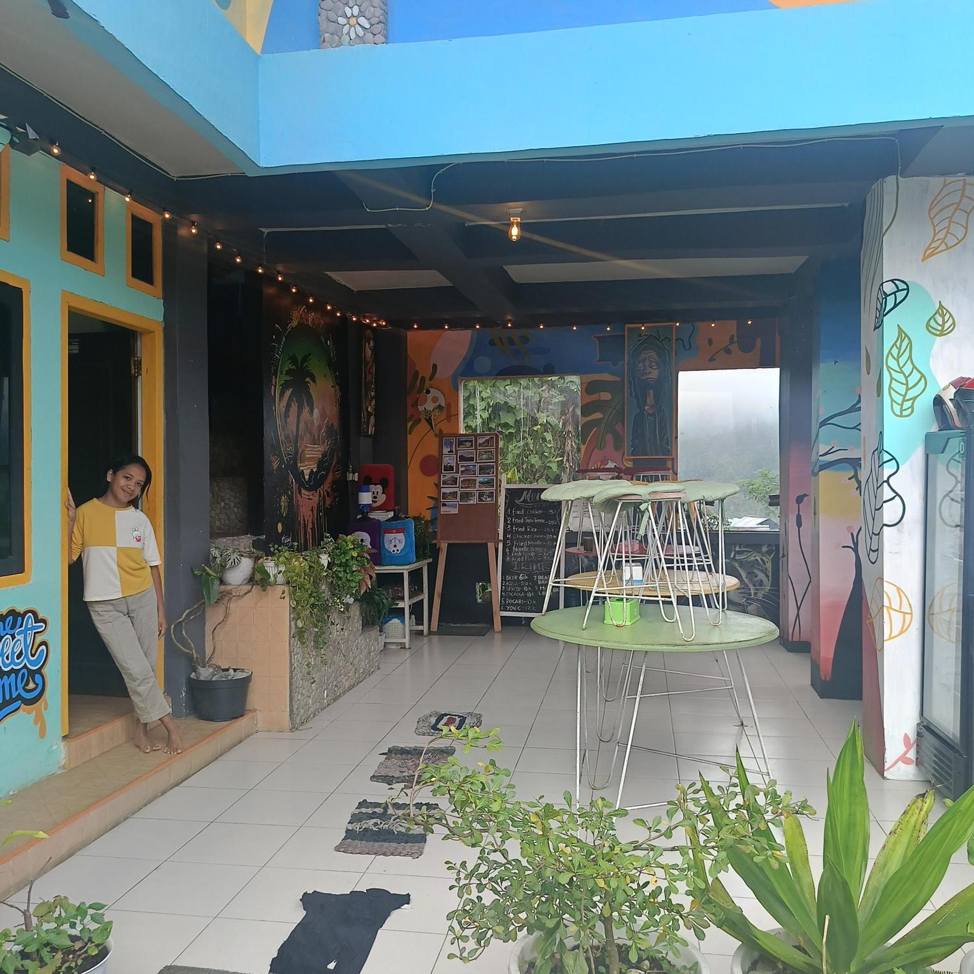 Kristian Homestay Bajawa Екстер'єр фото